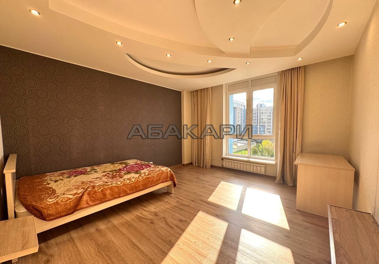 3-комнатная улица Авиаторов, 41  за 70000 руб/мес фото 4