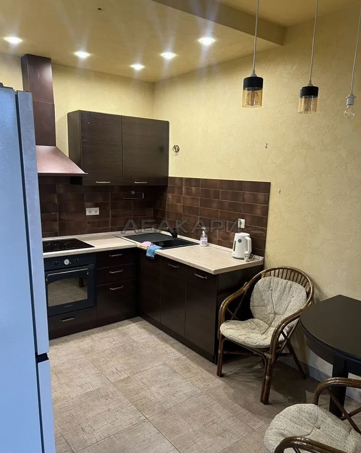 1-комнатная улица Декабристов, 1Г  за 50000 руб/мес фото 1