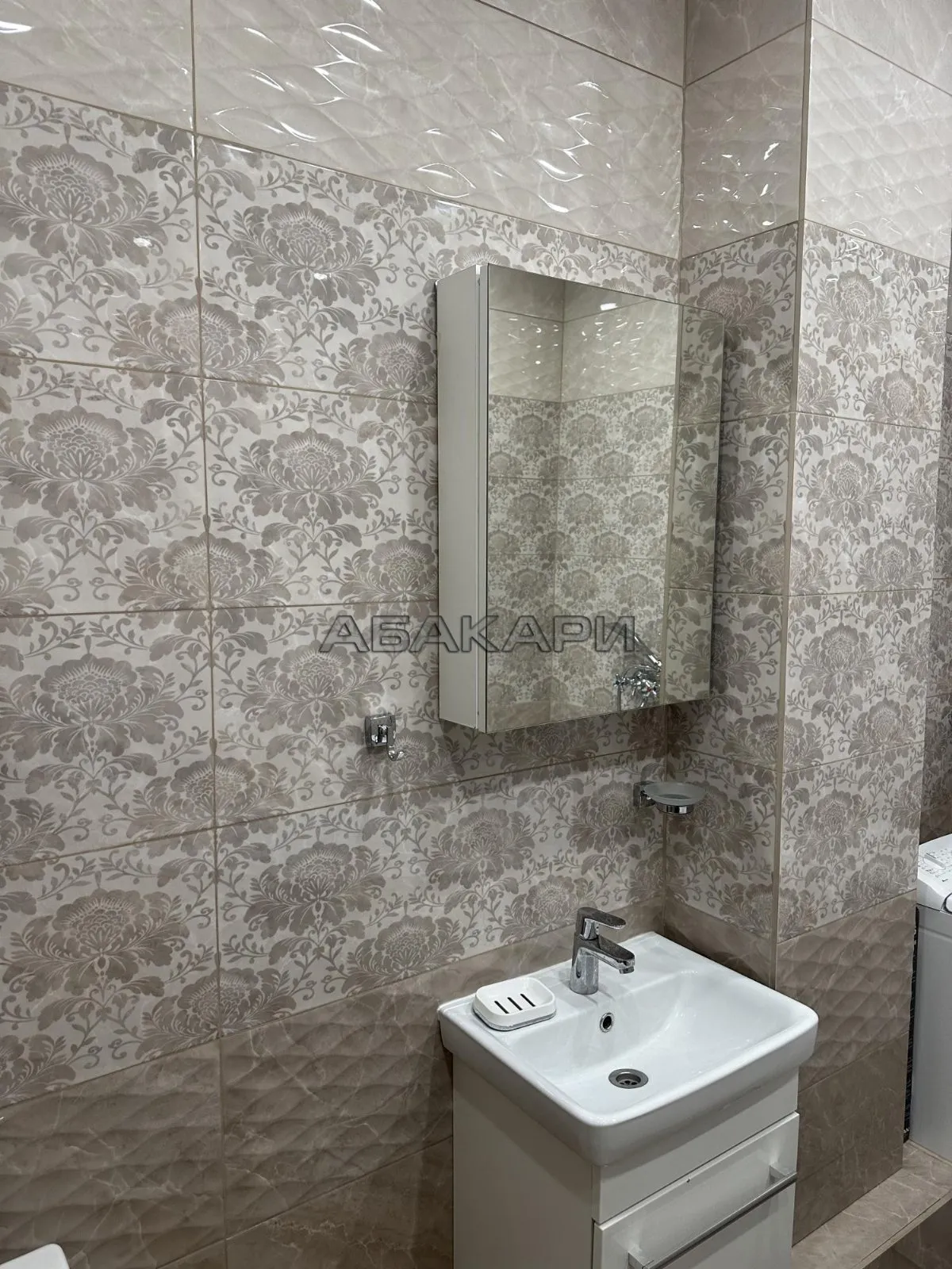 1-комнатная улица Карамзина, 14  за 38000 руб/мес фото 3