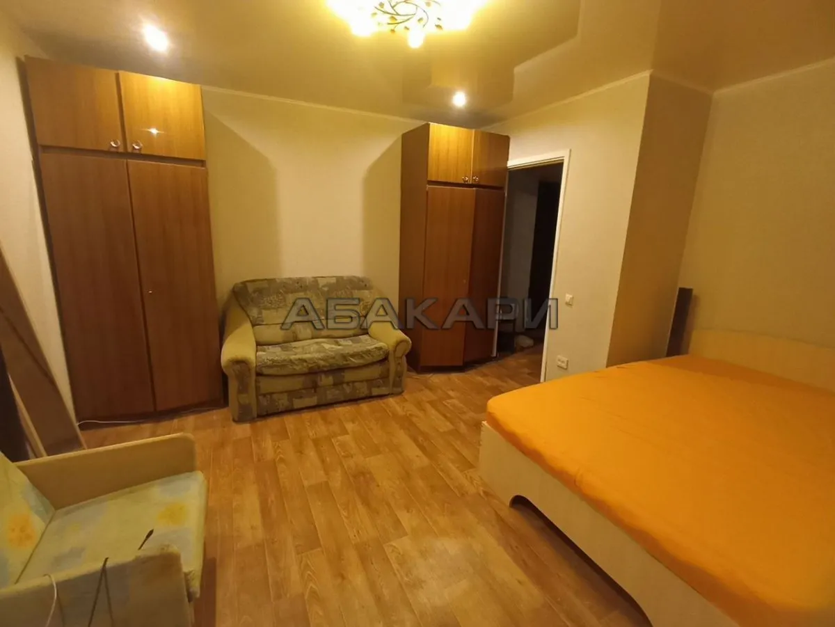 1-комнатная улица Республики, 49  за 35000 руб/мес фото 3