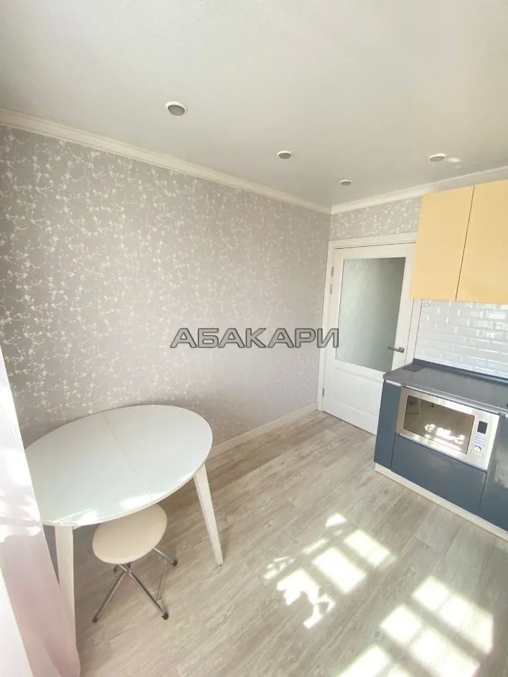 2-комнатная Свердловская улица, 15В  за 50000 руб/мес фото 4
