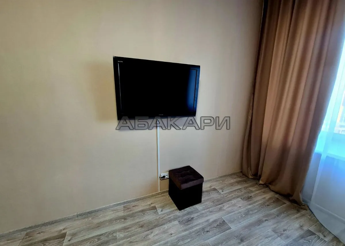 1-комнатная улица Авиаторов, 21  за 45000 руб/мес фото 4