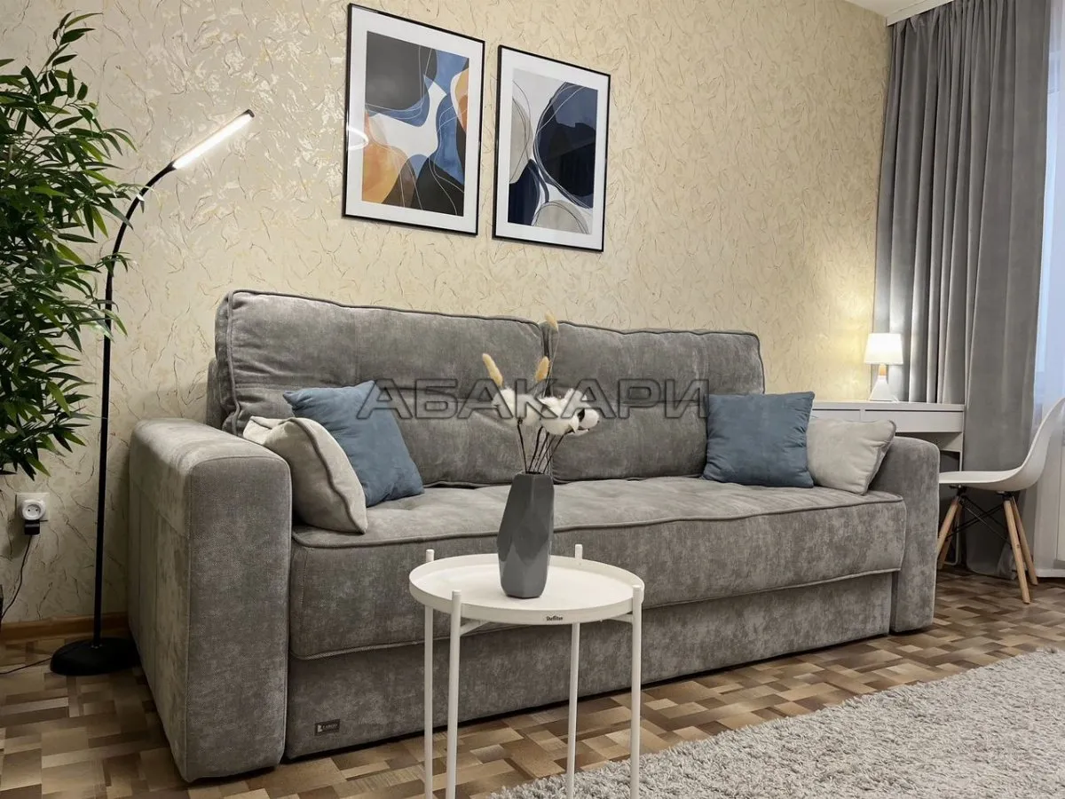 3-комнатная улица Республики, 33А  за 56000 руб/мес фото 4