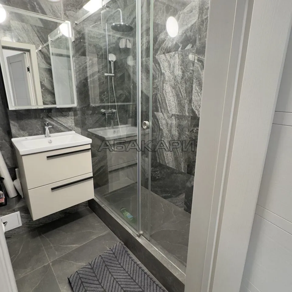 2-комнатная улица Авиаторов, 3  за 60000 руб/мес фото 3