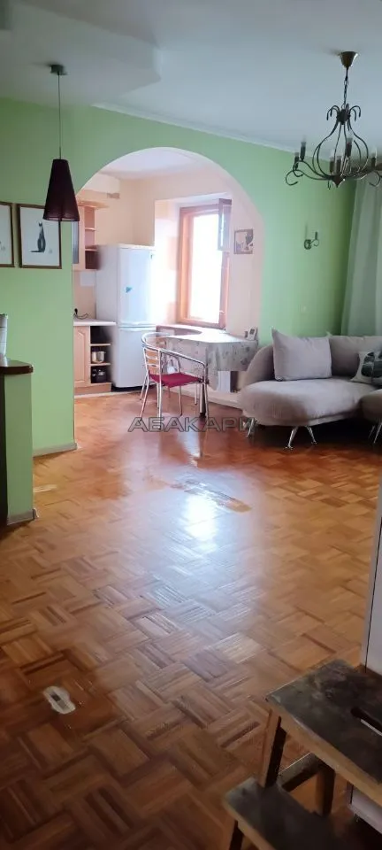 4-комнатная улица 8 Марта, 20  за 50000 руб/мес фото 5