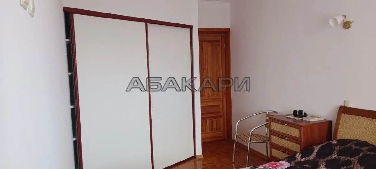 4-комнатная улица 8 Марта, 20  за 50000 руб/мес фото 13