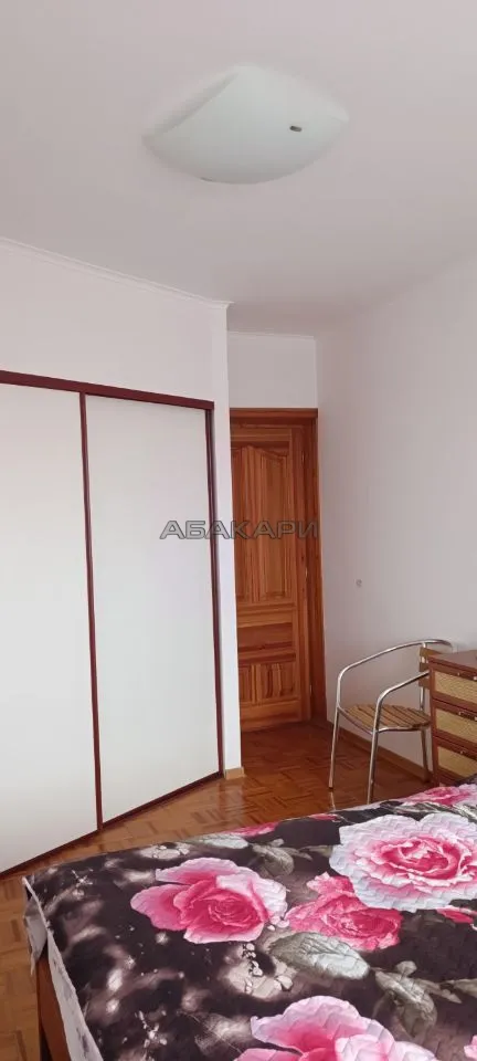 4-комнатная улица 8 Марта, 20  за 50000 руб/мес фото 14