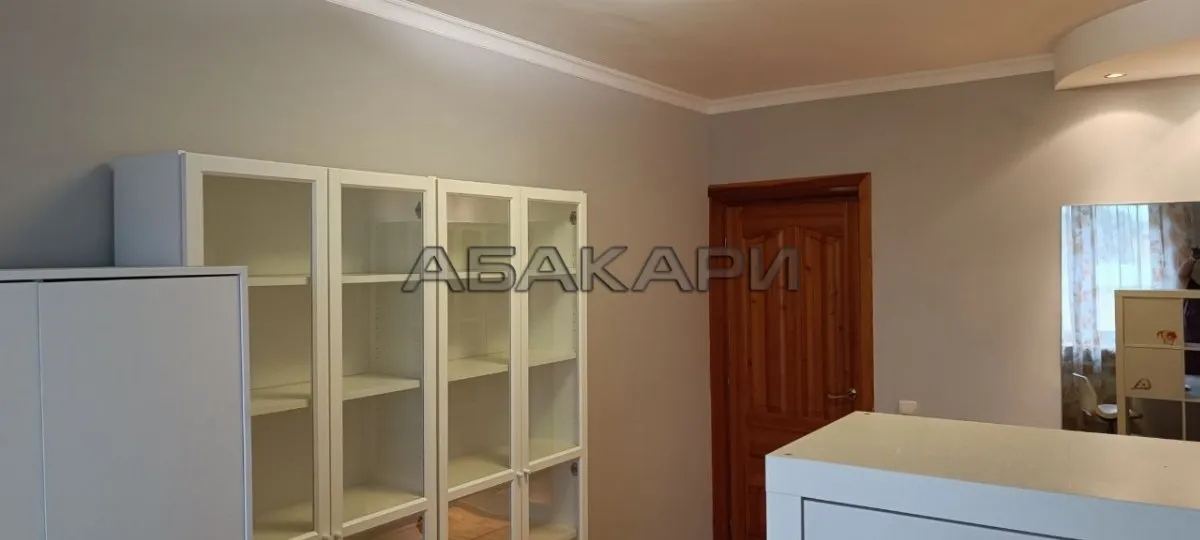 4-комнатная улица 8 Марта, 20  за 50000 руб/мес фото 18