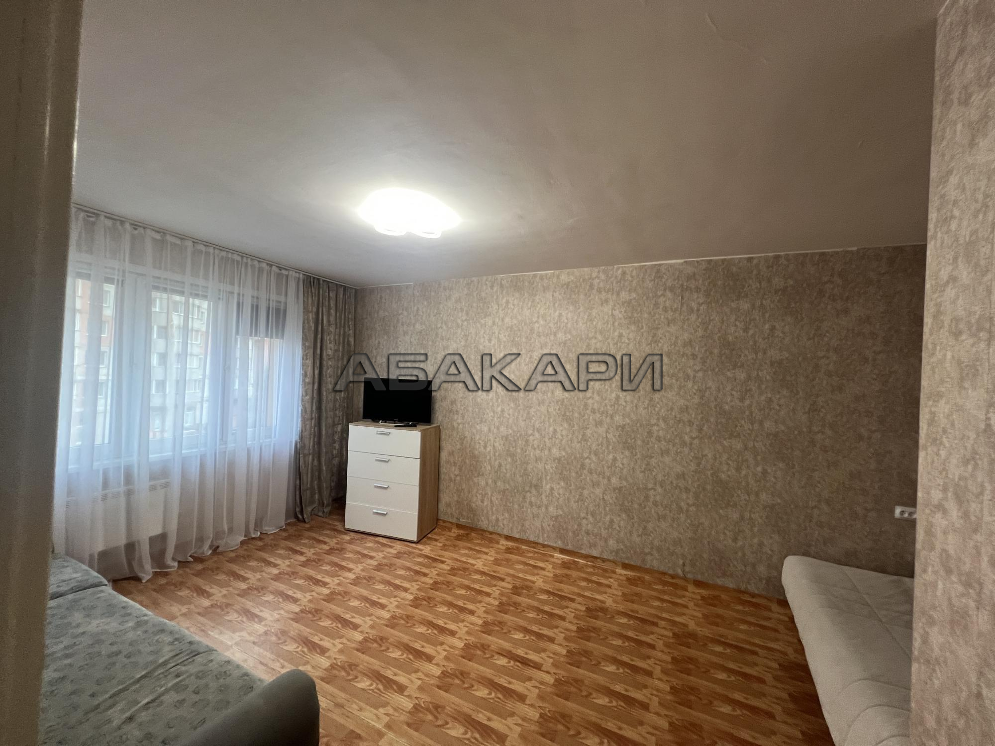 1-комнатная улица 9 Мая, 63  за 30000 руб/мес фото 1