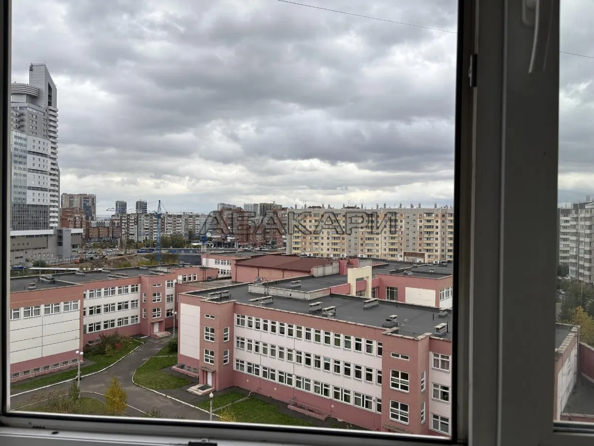 1-комнатная улица Алексеева, 103  за 30000 руб/мес фото 5