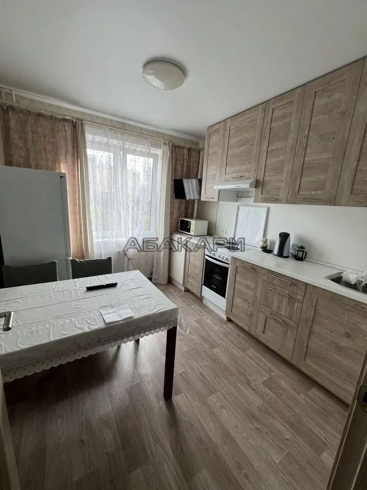 2-комнатная улица Чернышевского, 120А  за 38000 руб/мес фото 1