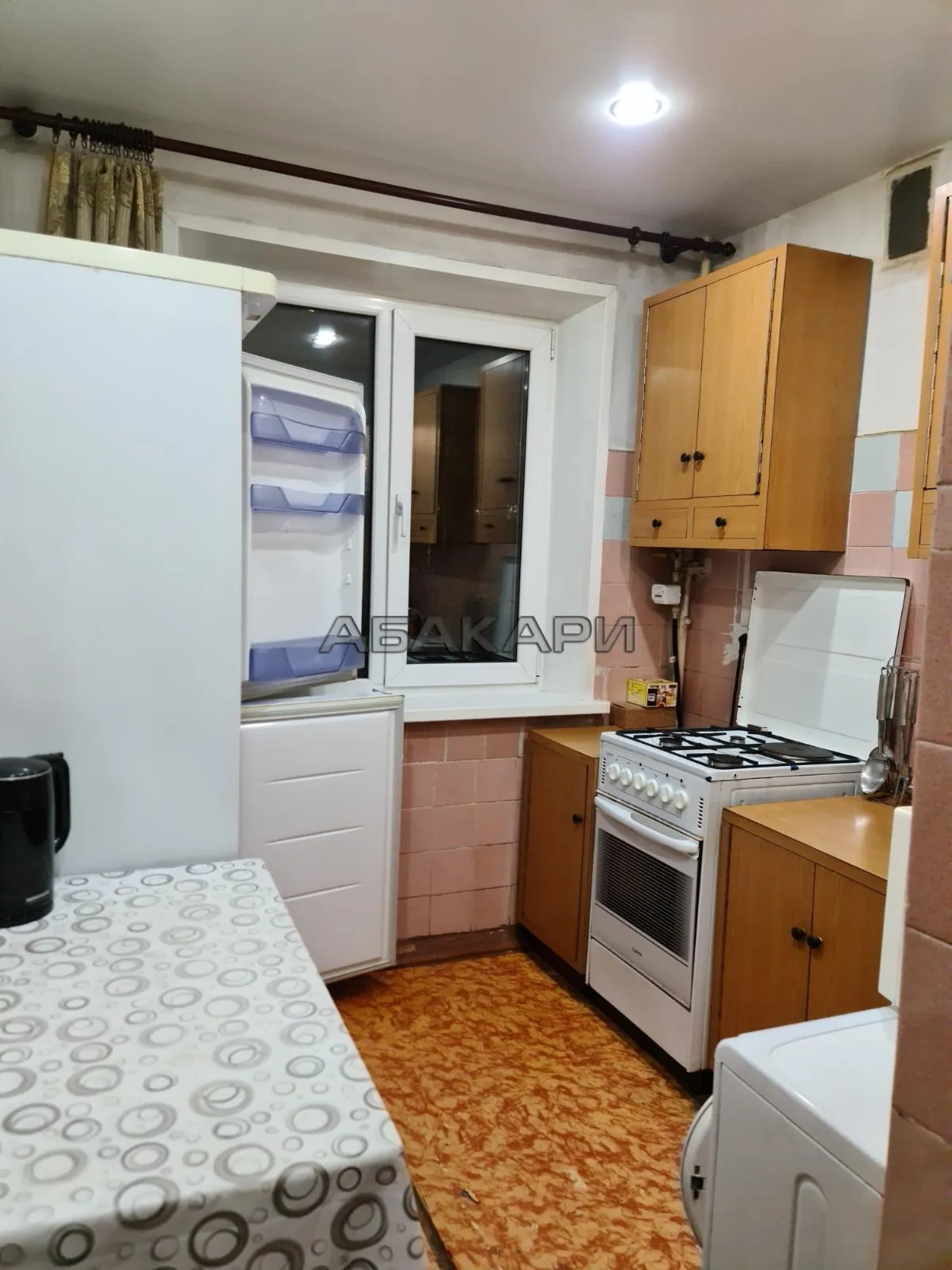 4-комнатная улица Тотмина, 9 за 40000 руб/мес фото 1 4-комнатная улица Тотмина, 9 за 40000 руб/мес фото 1