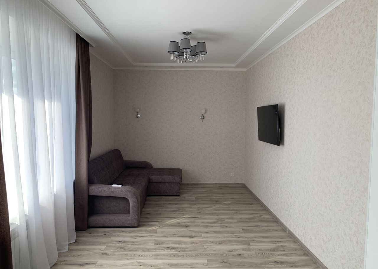 2-комнатная улица Авиаторов, 21  за 65000 руб/мес фото 5