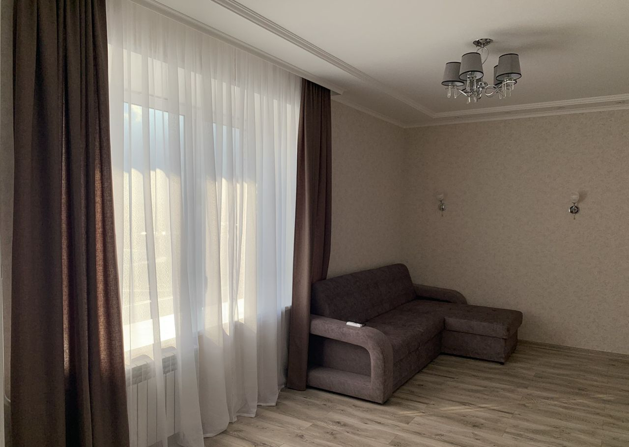 2-комнатная улица Авиаторов, 21  за 65000 руб/мес фото 6