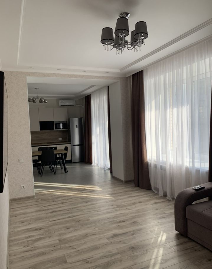 2-комнатная улица Авиаторов, 21  за 65000 руб/мес фото 8