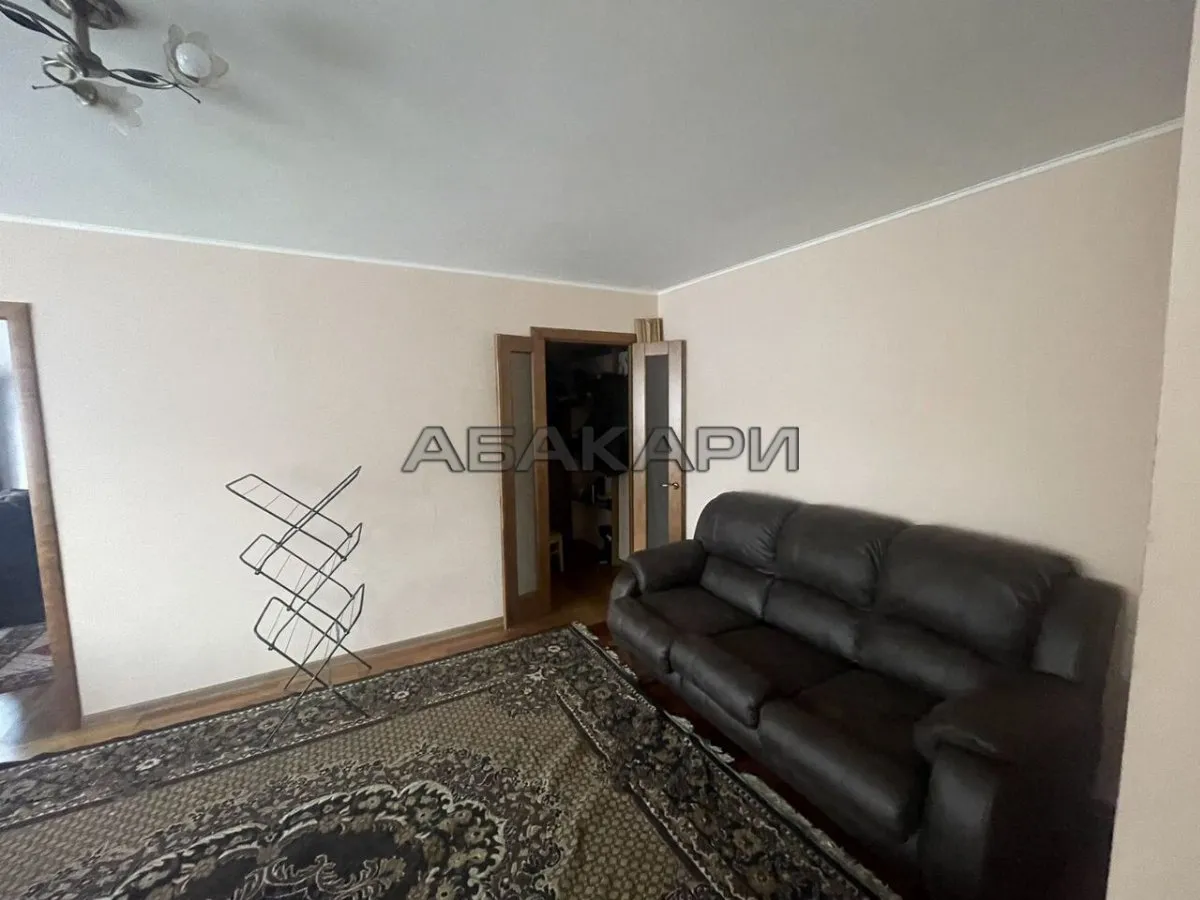 2-комнатная улица Робеспьера, 25  за 40000 руб/мес фото 2