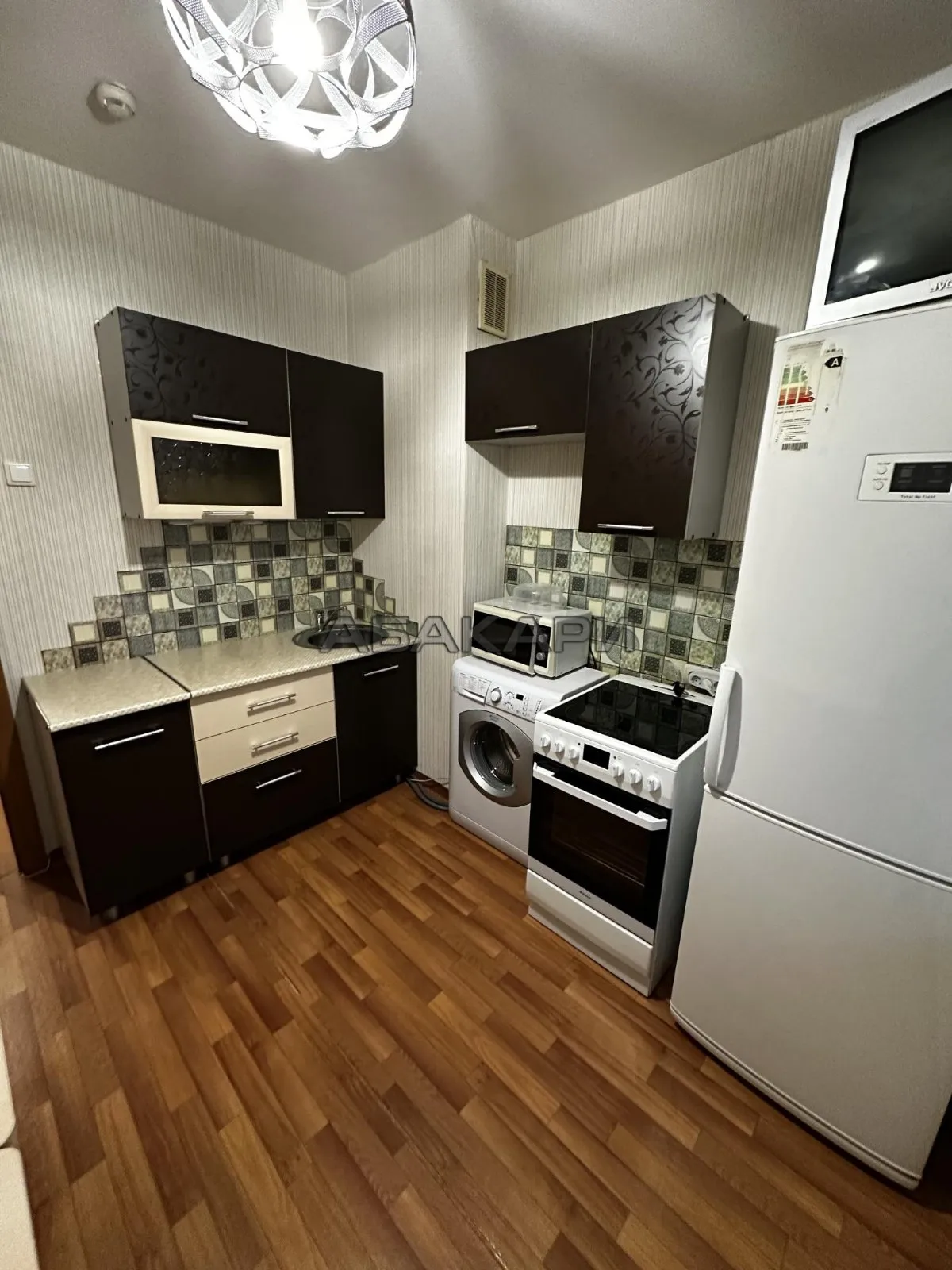 2-комнатная улица Алексеева, 5  за 36000 руб/мес фото 2