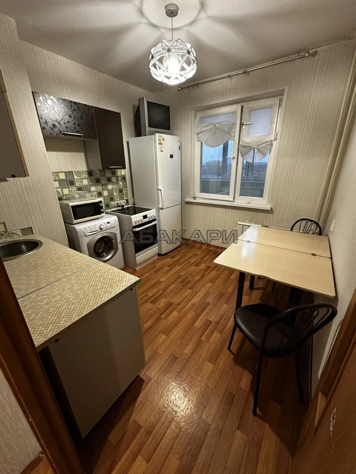 2-комнатная улица Алексеева, 5  за 36000 руб/мес фото 1