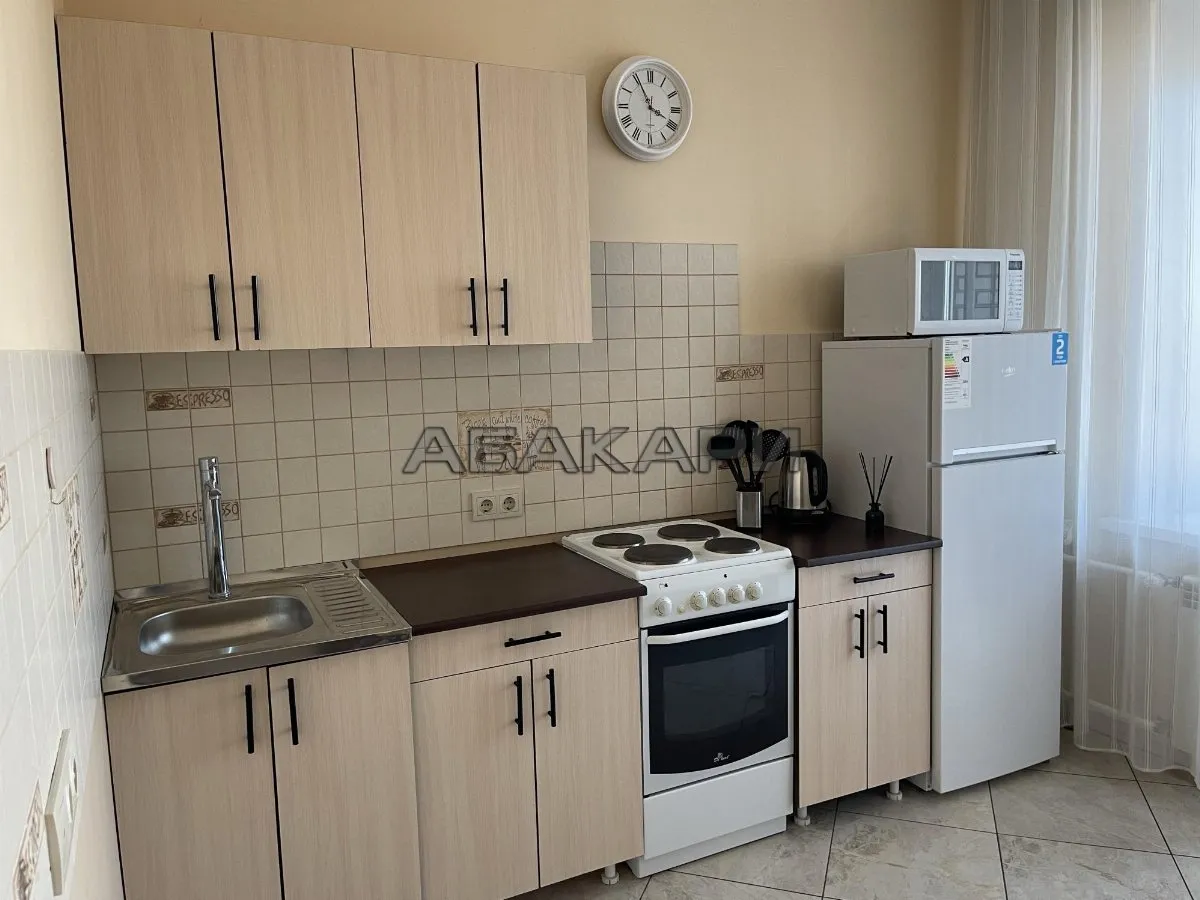 1-комнатная Линейная улица, 122  за 37000 руб/мес фото 7