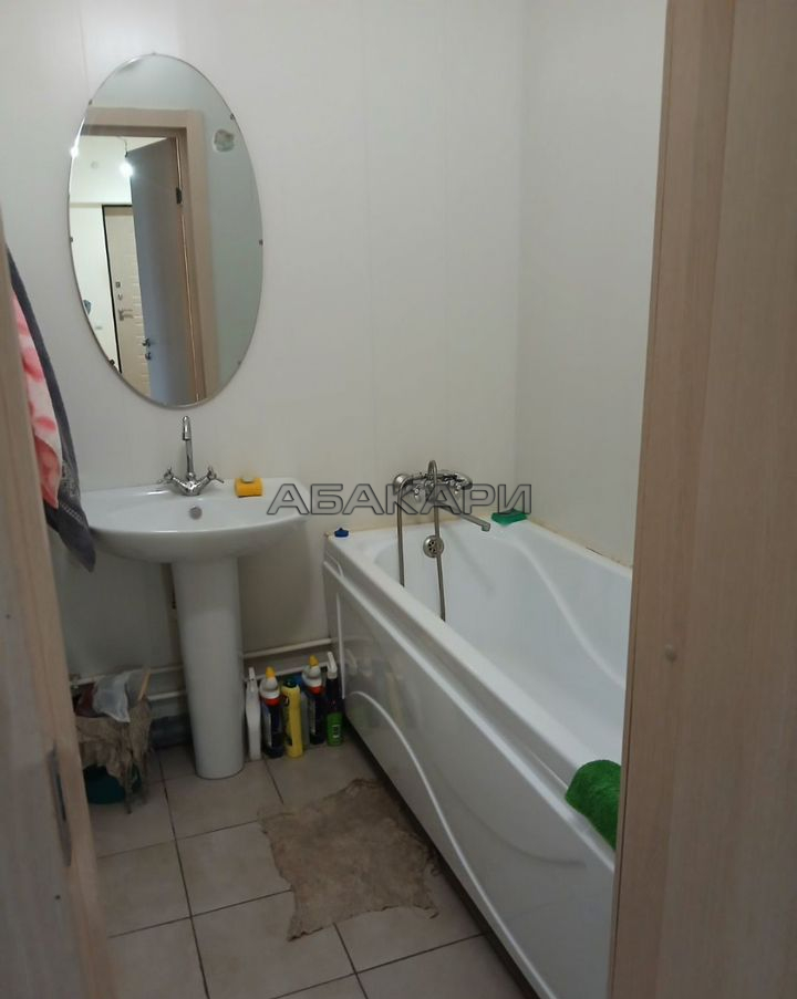 2-комнатная Апрельская улица, 7  за 30000 руб/мес фото 8