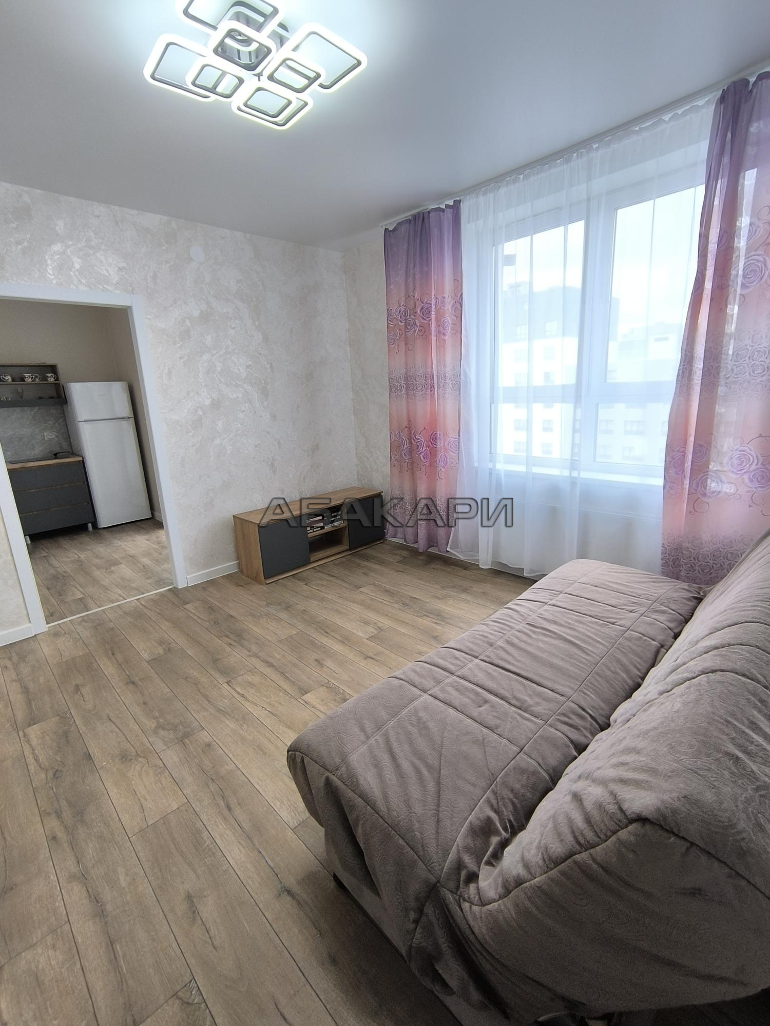 1-комнатная Апрельская улица, 9А  за 34000 руб/мес фото 2