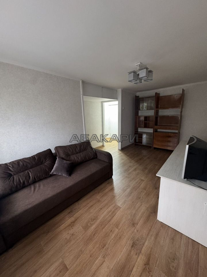 3-комнатная улица Чайковского, 8  за 35000 руб/мес фото 3