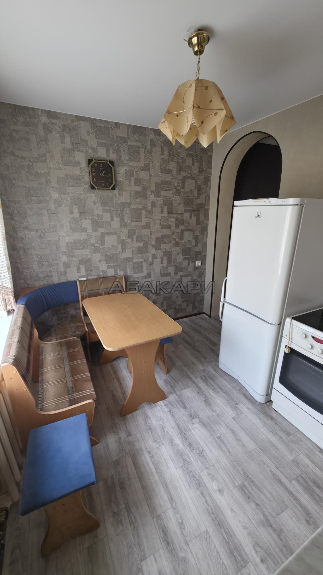 2-комнатная улица 60 лет Октября, 141  за 30000 руб/мес фото 1