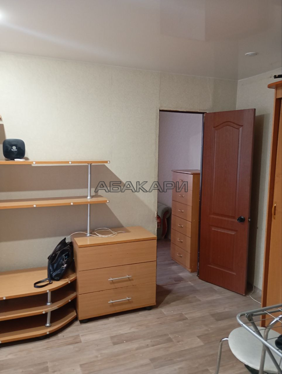 3-комнатная проспект имени Газеты Красноярский Рабочий, 80  за 35000 руб/мес фото 9