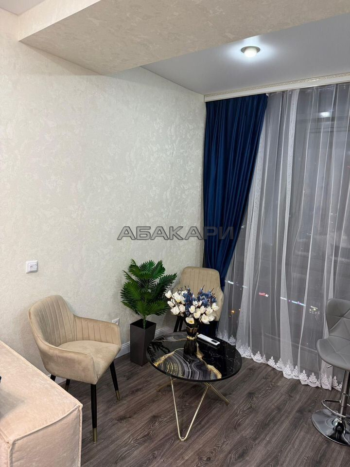 студия улица Авиаторов, 34 за 55000 руб/мес фото 1 студия улица Авиаторов, 34 за 55000 руб/мес фото 1