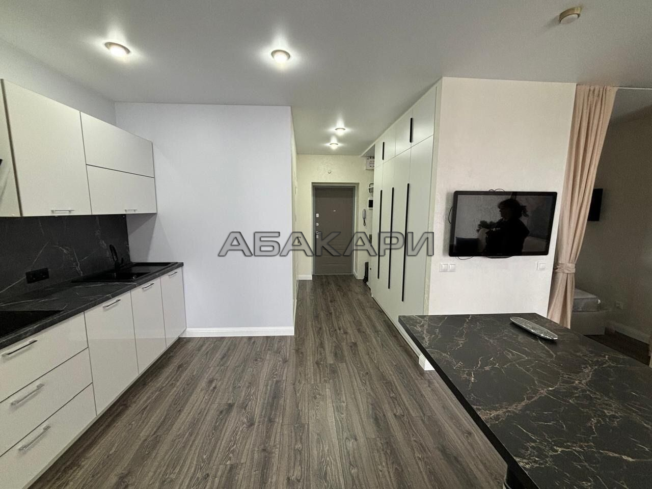 студия улица Авиаторов, 34 за 55000 руб/мес фото 8 студия улица Авиаторов, 34 за 55000 руб/мес фото 8