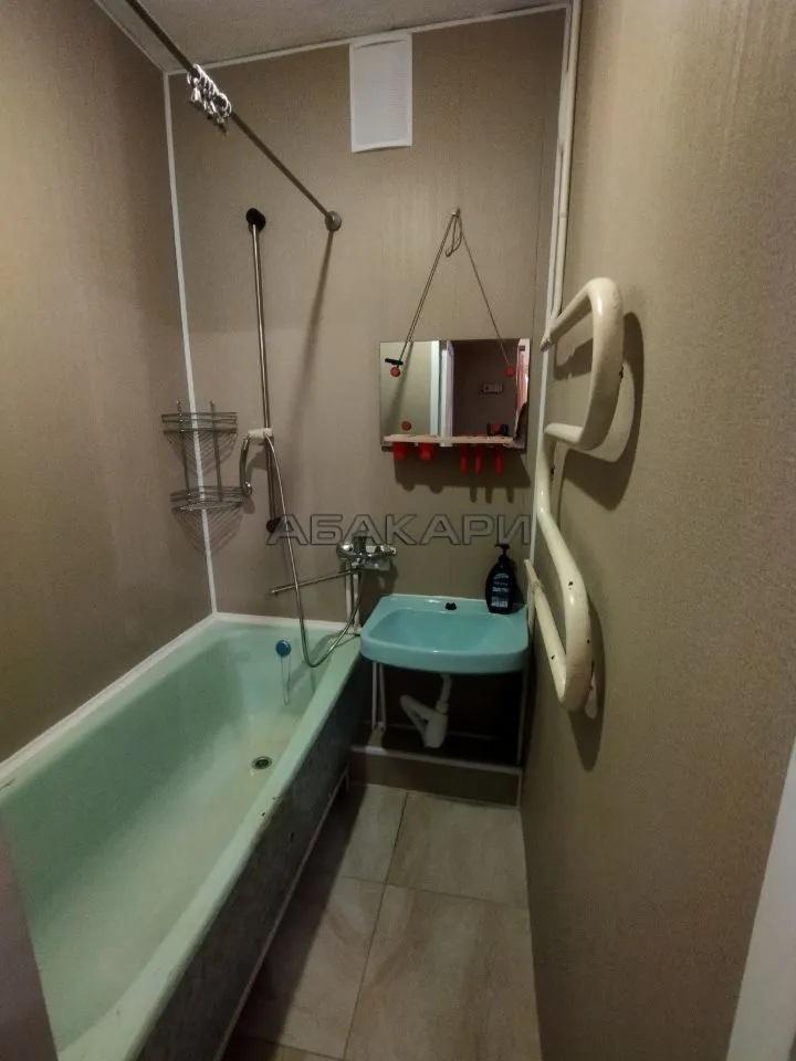 3-комнатная улица Никитина, 1  за 45000 руб/мес фото 14