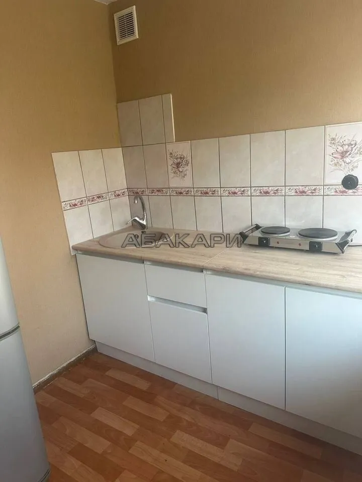 2-комнатная Московская улица, 6  за 30000 руб/мес фото 1