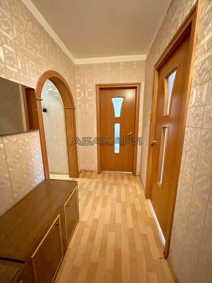 2-комнатная Октябрьская улица, 7  за 40000 руб/мес фото 2