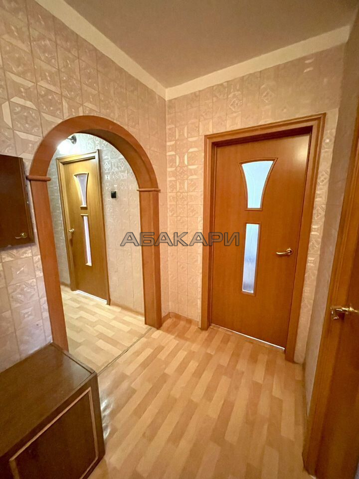 2-комнатная Октябрьская улица, 7  за 40000 руб/мес фото 3