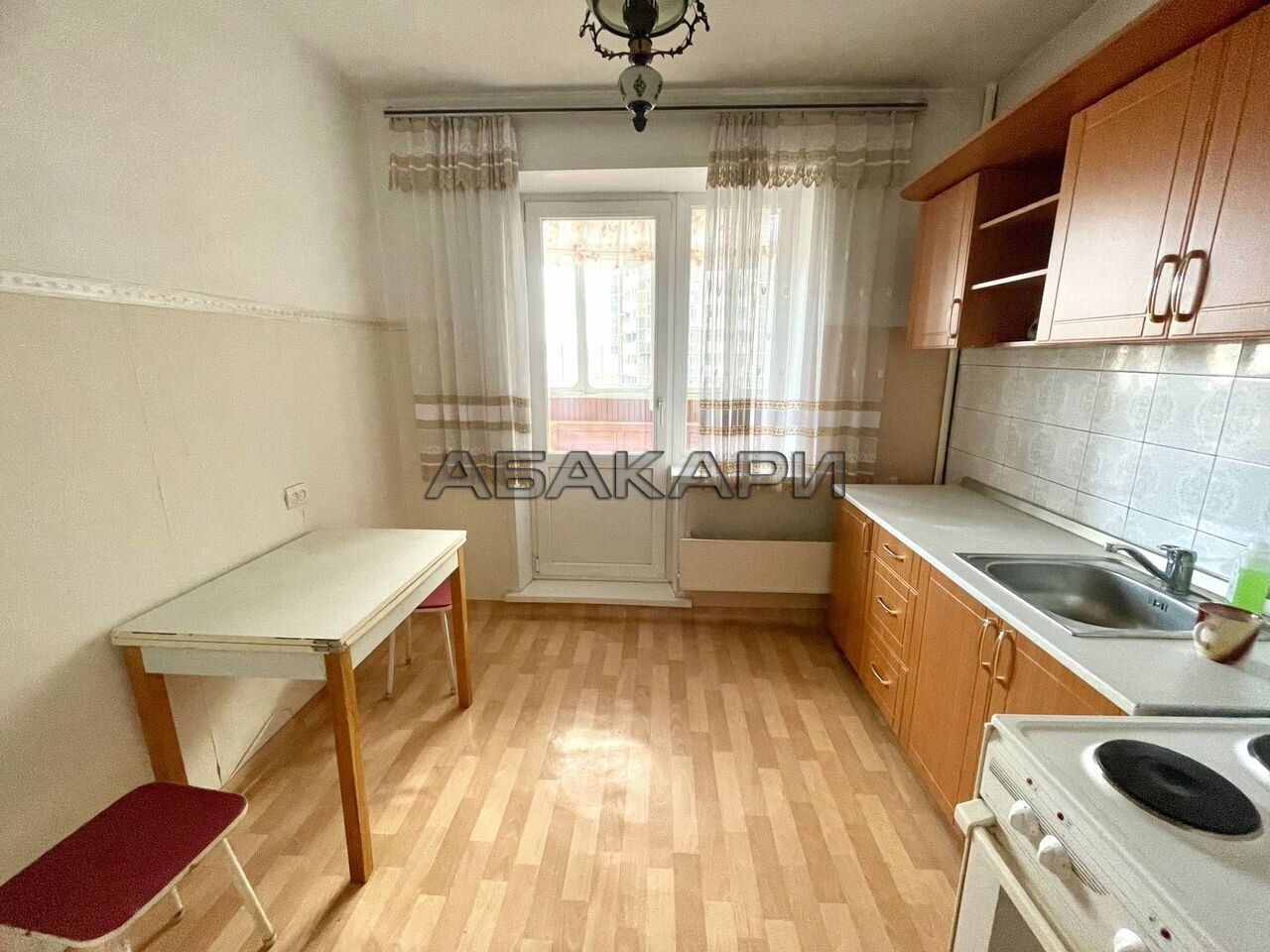 2-комнатная Октябрьская улица, 7  за 40000 руб/мес фото 4