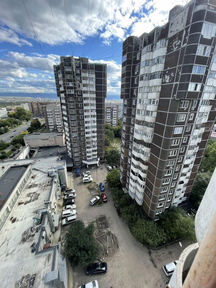 2-комнатная Октябрьская улица, 7  за 40000 руб/мес фото 10