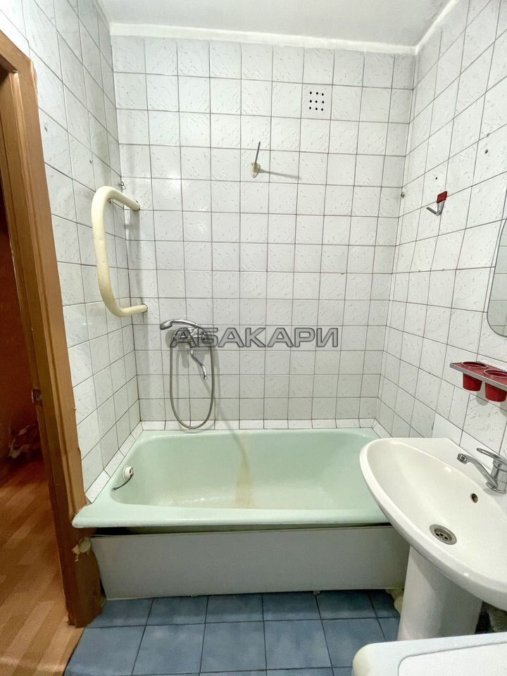 2-комнатная Октябрьская улица, 7  за 40000 руб/мес фото 24