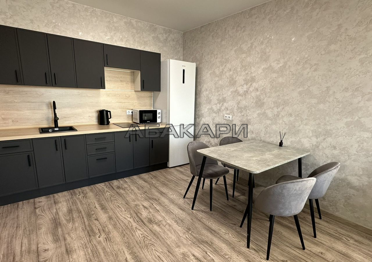 2-комнатная улица 78-й Добровольческой Бригады, 25  за 60000 руб/мес фото 1