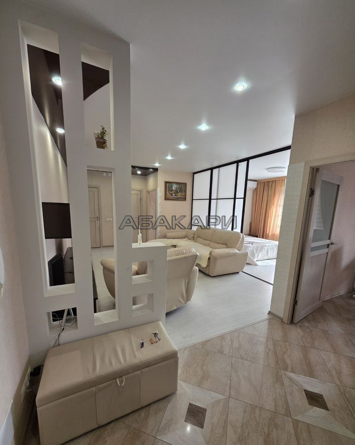 3-комнатная Парусная улица, 9  за 55000 руб/мес фото 2