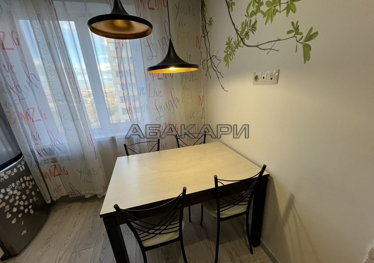 3-комнатная Светлогорская улица, 27 за 55000 руб/мес фото 3 3-комнатная Светлогорская улица, 27 за 55000 руб/мес фото 3