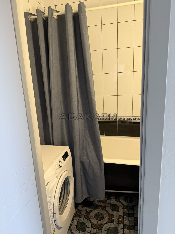 2-комнатная Свободный проспект, 10  за 45000 руб/мес фото 11