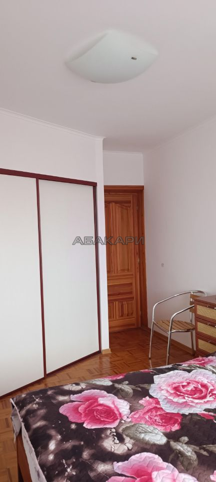 4-комнатная улица 8 Марта, 20  за 50000 руб/мес фото 14