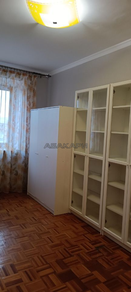 4-комнатная улица 8 Марта, 20  за 50000 руб/мес фото 17