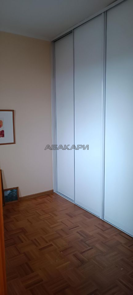 4-комнатная улица 8 Марта, 20  за 50000 руб/мес фото 19