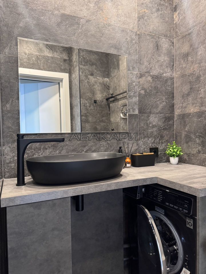 1-комнатная улица Авиаторов, 4В  за 50000 руб/мес фото 11