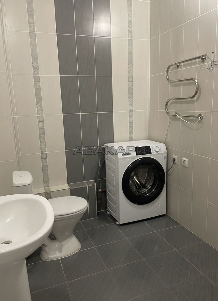 2-комнатная улица Петра Ломако, 4  за 40000 руб/мес фото 7