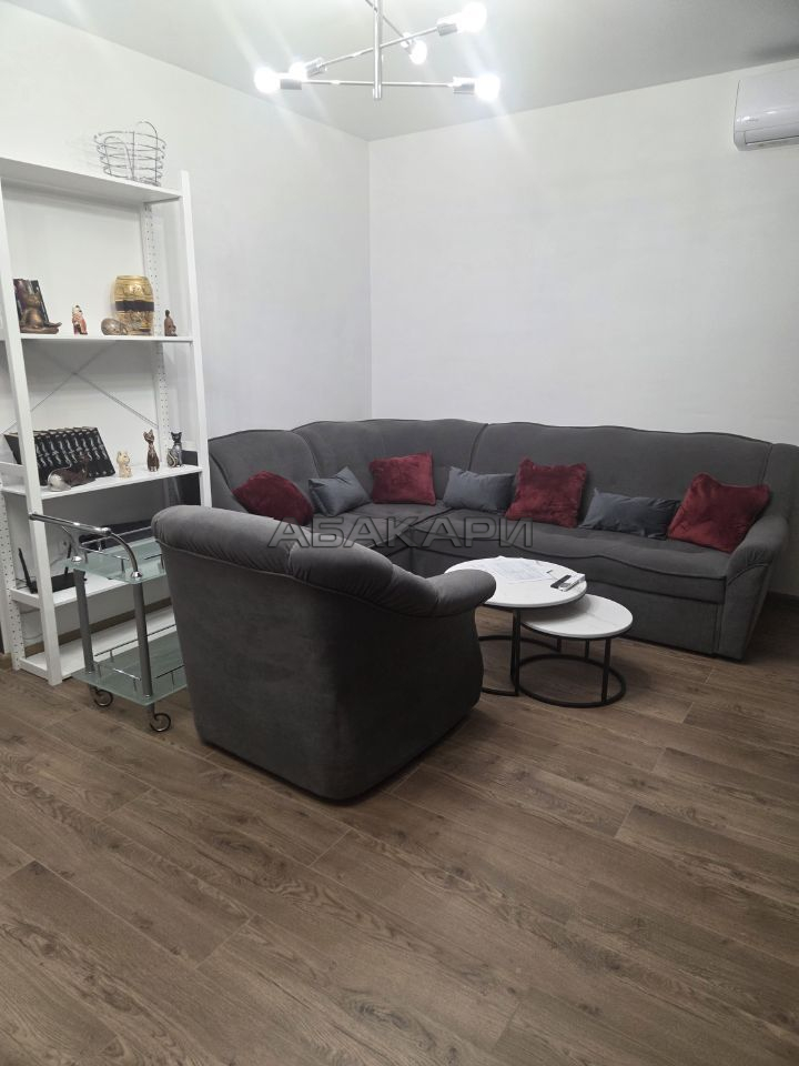 2-комнатная улица Авиаторов, 34  за 55000 руб/мес фото 10