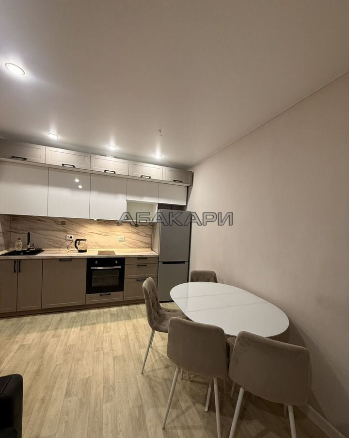 2-комнатная улица Авиаторов, 43 за 45000 руб/мес фото 1 2-комнатная улица Авиаторов, 43 за 45000 руб/мес фото 1