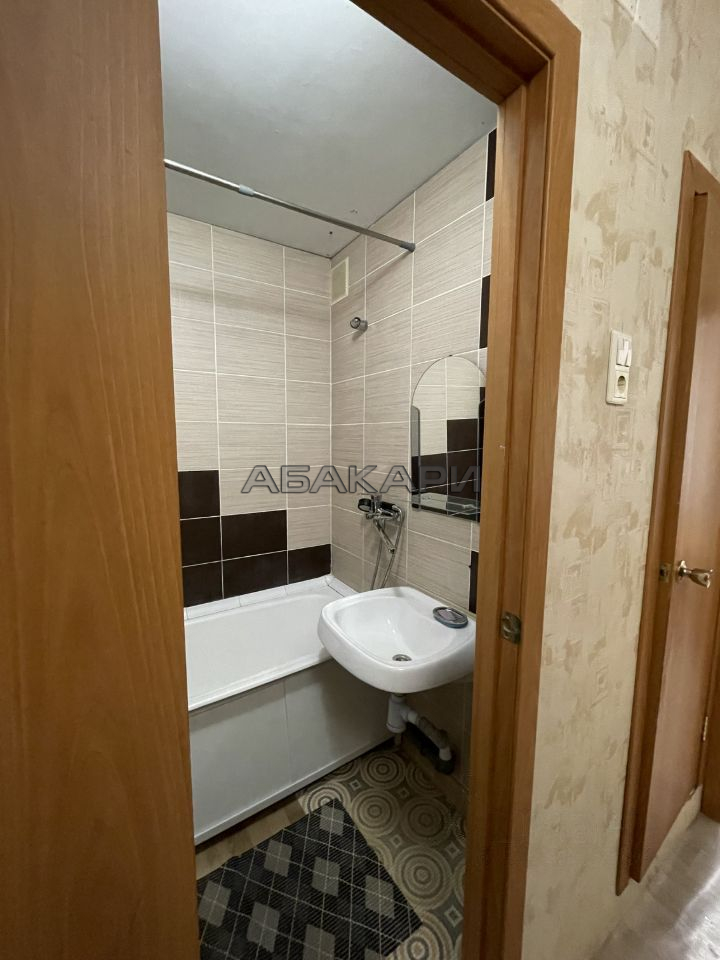 1-комнатная улица Копылова, 21 за 32000 руб/мес фото 3 1-комнатная улица Копылова, 21 за 32000 руб/мес фото 3