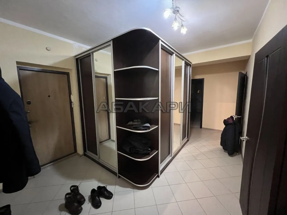 3-комнатная Свободный проспект, 72А  за 45000 руб/мес фото 3